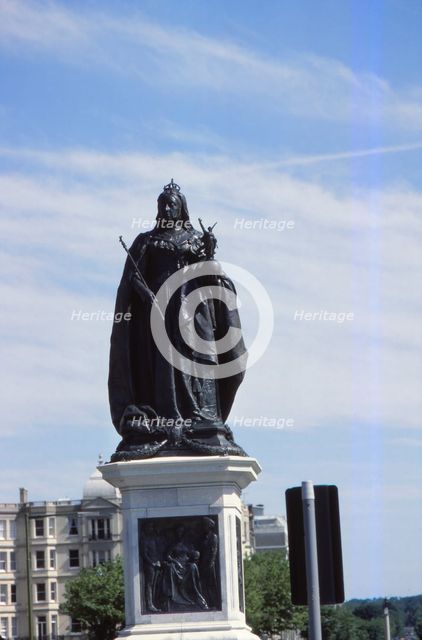 Queen Victoria Statue, Hove, Sussex, 20th century. Artist: CM Dixon.