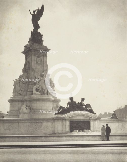Queen Victoria's monument. From the album: Photograph album - London, 1920s. Creator: Harry Moult.