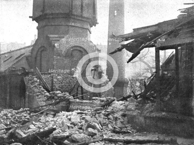 'Quelques Points de Chute; Hopital Broca, rue Broca, no 111: torpille d'avion de..., 1918. Creator: Unknown.