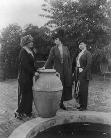 "Quiet Corner," John Wesley Baxter, Dublin and Hill Roads, Greenwich, Connecticut, 1920. Creator: Frances Benjamin Johnston