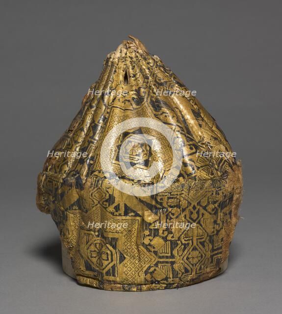 Quilted cap with star-patterned silk, 1000s. Creator: Unknown.