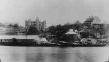 Quinlan and Gray's Wharf and William Collin Wharf, Brisbane, c1892 (Petrie Bight). Creator: Unknown