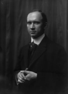 Quistgaard, J. von R., portrait photograph, 1912 Nov. 25. Creator: Arnold Genthe