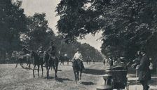 Rotten Row, Hyde Park c1900