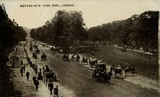 Rotten Row, Hyde Park, London late 19th-early 20th century. Creator: Unknown