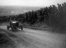 Rouge et Noir, Vauxhall 30-98 of Humphrey Cook, Essex Motor Club Kop Hillclimb, 1922. Artist: Bill Brunell