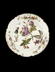 Round serving dish, c1755. Artists: Unknown, Chelsea factory