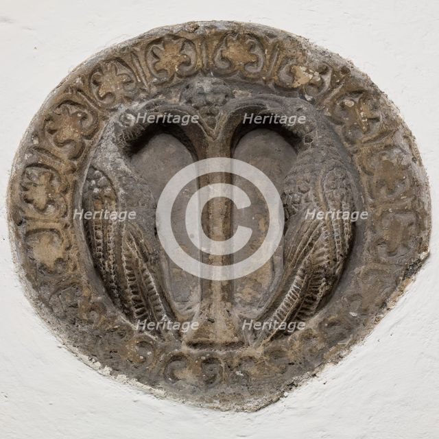 Roundel with Pair of Birds, between 12th and 13th century. Creator: Unknown.