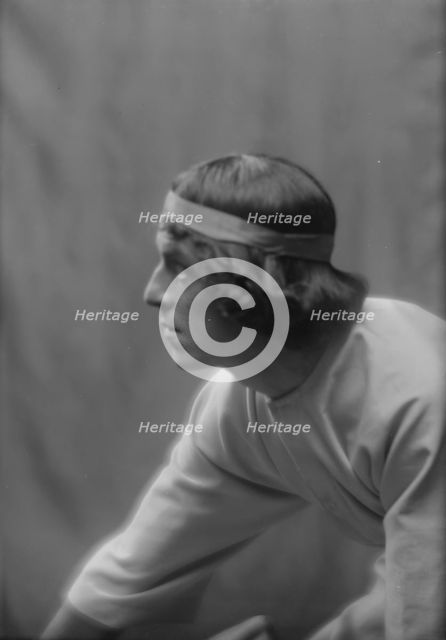 Rowe, Arthur, in costume, 1912 or 1913. Creator: Arnold Genthe.