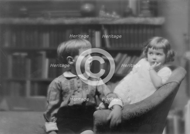 Rowland, Henry C., Mrs., children of, portrait photograph, 1917 Nov. 5. Creator: Arnold Genthe.