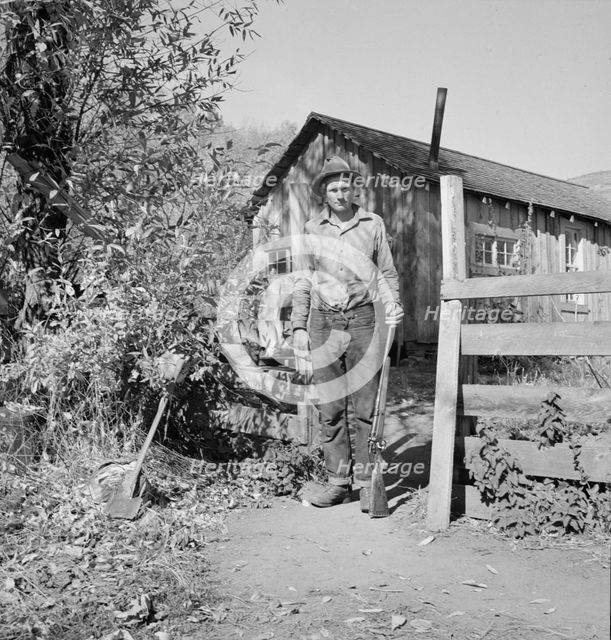 Roy Carlock, member of Ola self-help sawmill co-op..., Gem County, Idaho, 1939. Creator: Dorothea Lange.