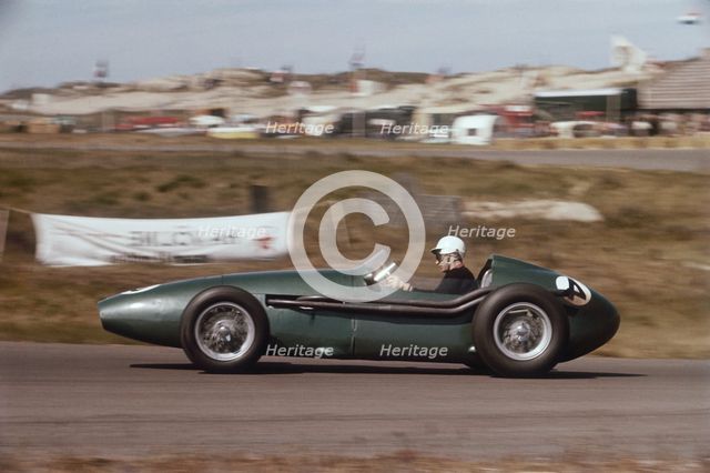 Roy Salvadori driving an Aston Martin DBR4, Dutch Grand Prix, Zandvoort, Holland, 1959. Artist: Unknown