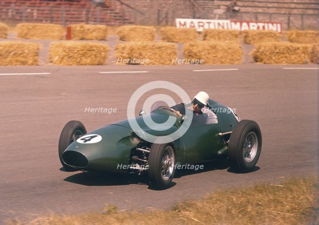 Roy Salvadori driving an Aston Martin, Dutch Grand Prix, Zandvoort, 1959. Artist: Unknown