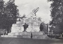 Royal Artillery Memorial. From the album: Photograph album - London, 1920s. Creator: Harry Moult