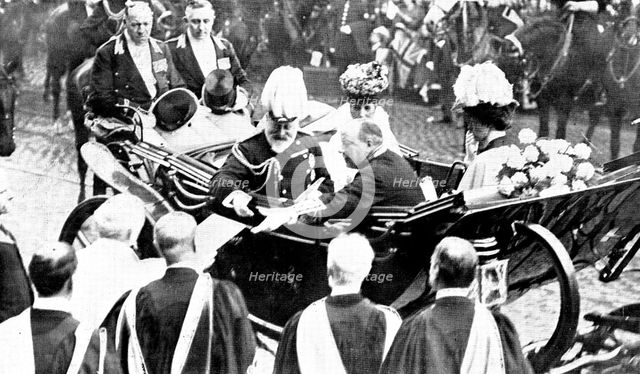 Royal recognition of Manchester University: the King receiving an address, 1909. Creator: London News Agency Photos Ltd..