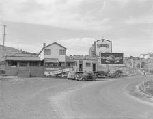 Road which crosses the highway and leads from Coulee city, Grant County, Washington, 1939. Creator: Dorothea Lange