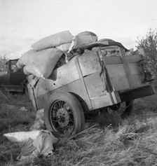 Roadside camp near Bakersfield, California, 1935. Creator: Dorothea Lange
