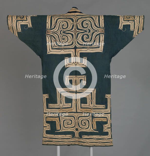 Robe, Japan, late Edo period (1789-1868)/ Meiji period (1868-1912), 19th century. Creator: Unknown.