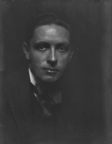 Robertson, Duncan, Mr., portrait photograph, 1916. Creator: Arnold Genthe