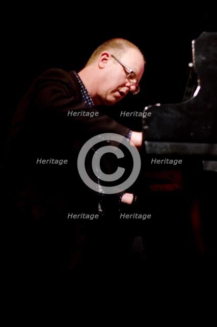 Robin Aspland (Fowler Brown Home), The Under Ground, Eastbourne, East Sussex, Oct 2015. Artist: Brian O'Connor.