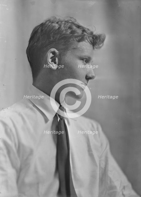 Robin MacKaye, portrait photograph, 1918 Sept. 12. Creator: Arnold Genthe.