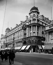 Robinson & Cleaver's department store. Regent Street, Westminster, London, 1921. Artist: Bedford Lemere and Company