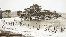 Rocky Point, Balmoral, c1920. Creator: Unknown