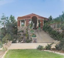 "Rock Rose," Edward K. Rowland house, 200 Pine Tree Road, Radnor, Pennsylvania, 1920. Creator: Frances Benjamin Johnston
