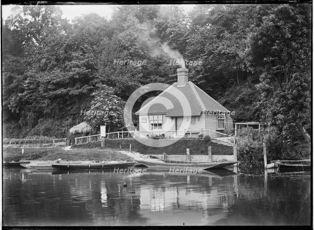 Roebuck Ferry Cottage, Tilehurst, Reading, 1885. Creator: Unknown.
