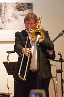 Roger Marks, The Pete Allen Band, Deanwood Park Golf Club, Newbury, Berks, 10th Oct. 2021. Creator: Brian O'Connor