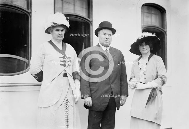 Roger Sullivan, wife and daughter, between c1910 and c1915. Creator: Bain News Service.
