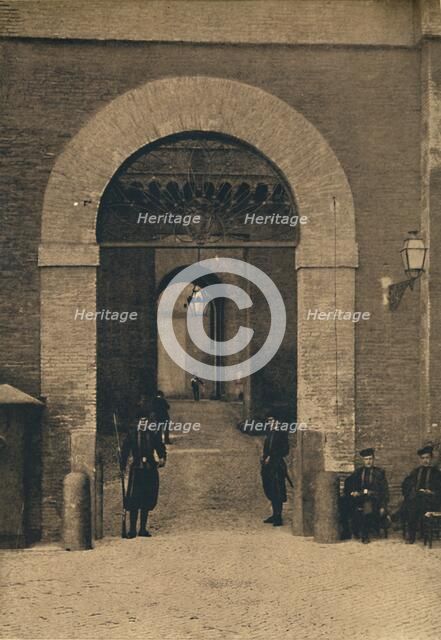 'Roma - Entrance to the Vatican Palace', 1910. Artist: Unknown.