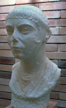 Roman bust of a woman, 1st century