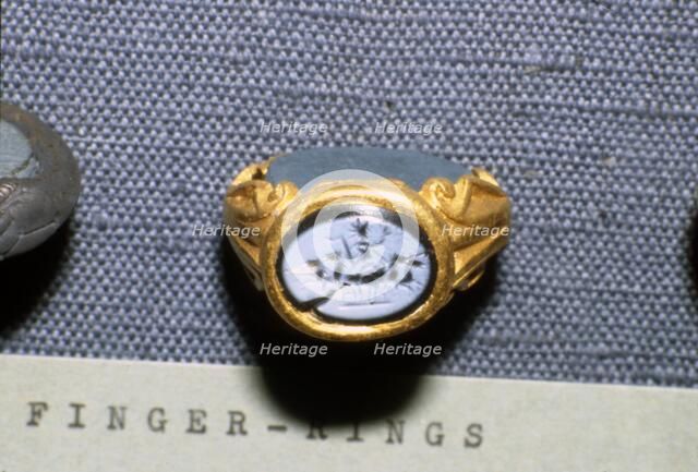 Roman Finger-Ring with Helios driving a four-horse chariot, c3rd century. Artist: Unknown.