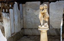 Roman marble sculpture of Cupid and Psyche, Ostia, Italy, c2nd century
