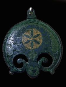 Romano-British copper alloy and enamel plate brooch, 2nd-3rd century