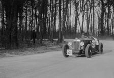 Ron Horton's MG Magnette K3 at Coppice Corner, Donington Park, Leicestershire, 1933. Artist: Bill Brunell