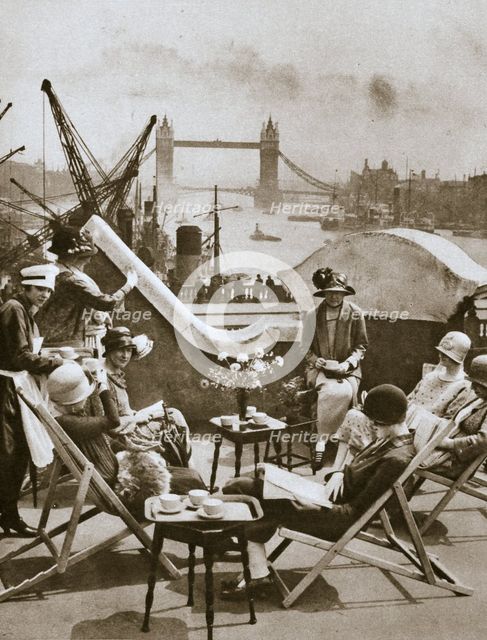 Roof garden of the Langbourne Club for City women, Fishmonger Hall Street, London, c1920s(?). Artist: Unknown