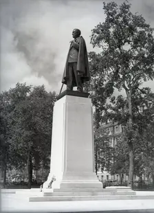 Roosevelt Memorial, London, c1955. Creator: Arthur Charles Kirby Ware