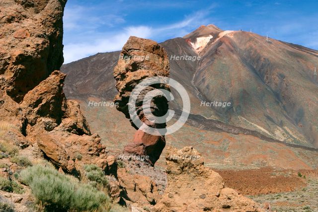 Roques Chinchado, Parque Nacional del Teide, Tenerife, Canary Islands, 2007. Creator: Peter Thompson.