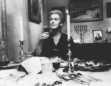 Rosalind Russell as Mrs Jacoby in "A Majority of One", 1962. Creator: Unknown