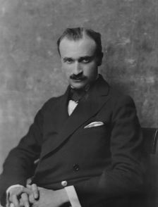 Rosen, Ernest, Mr., portrait photograph, not before 1916. Creator: Arnold Genthe