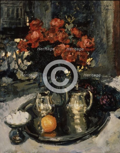 Roses and violets, 1912. Artist: Korovin, Konstantin Alexeyevich (1861-1939)