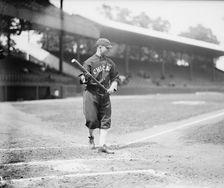 Ray Schalk, Chicago Al (Baseball), 1913. Creator: Harris & Ewing