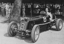 Raymond Mays in his 1.5 litre ERA, Donington,1937