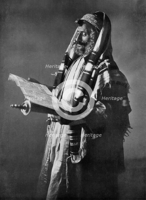 Rabbi reading the Law.Artist: The American Colony