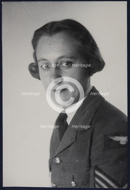 RAF Iver Heath, Iver, Buckinghamshire, 1943. Creator: Royal Air Force Fim Production Unit.