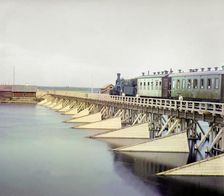 Railroad bridge over the Shuya River, 1915. Creator: Sergey Mikhaylovich Prokudin-Gorsky