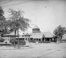 Railroad station, Walkerville, Ont., between 1905 and 1915. Creator: Unknown