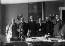 Railroads War Board - Elliott, Howard, President, N.P. Railway; Holden, Hale, 1918. Creator: Harris & Ewing